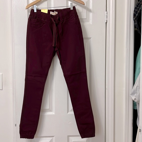 New burgundy casual stretch Jeans. - Picture 1 of 2